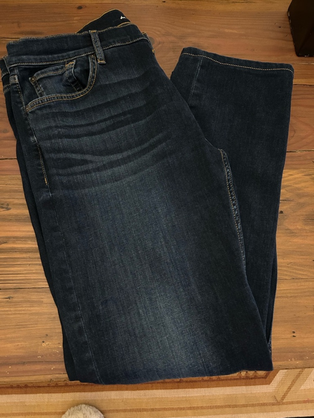 7 For All Mankind Slimmy Dark Blue Jeans with Gold Stitching